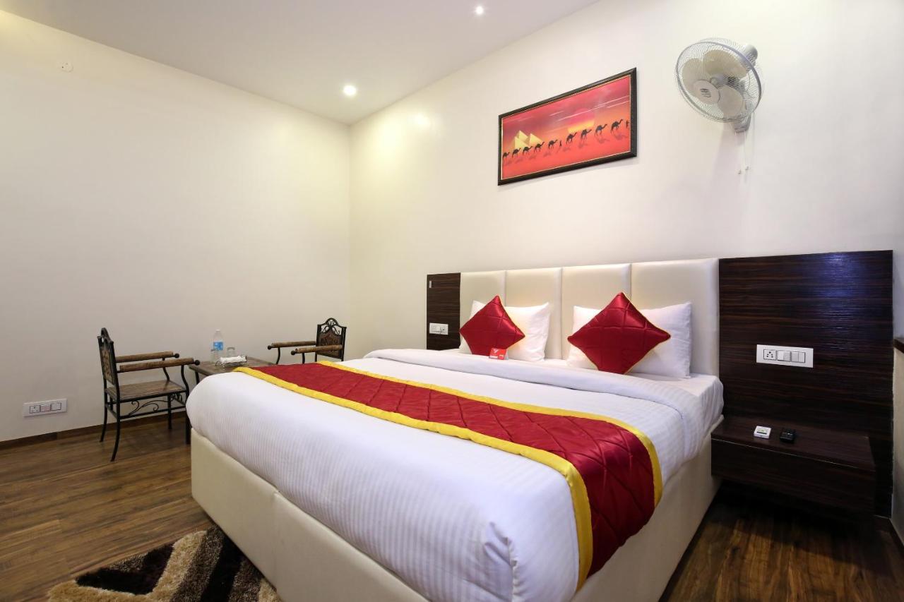 Oyo 9159 Hotel Royal Woodslark Zirakpur Exterior foto