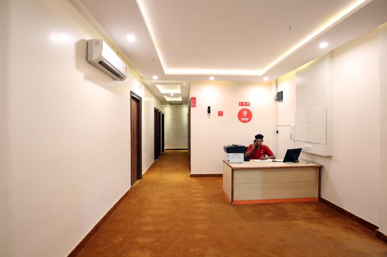 Oyo 9159 Hotel Royal Woodslark Zirakpur Exterior foto